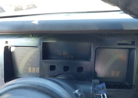 1988 Chevrolet Corvette из США, поврежденный, VIN 1G1YY2184J5122059